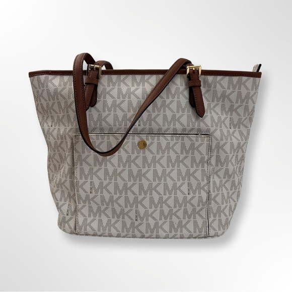 Michael Kors - Picture 2 of 3